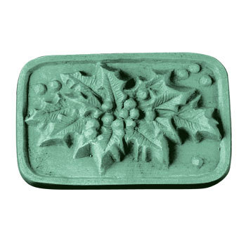 https://www.wholesalesuppliesplus.com/cdn-cgi/image/format=auto/https://www.wholesalesuppliesplus.com/Images/Products/9788-Holly-Soap-Mold-1.jpg