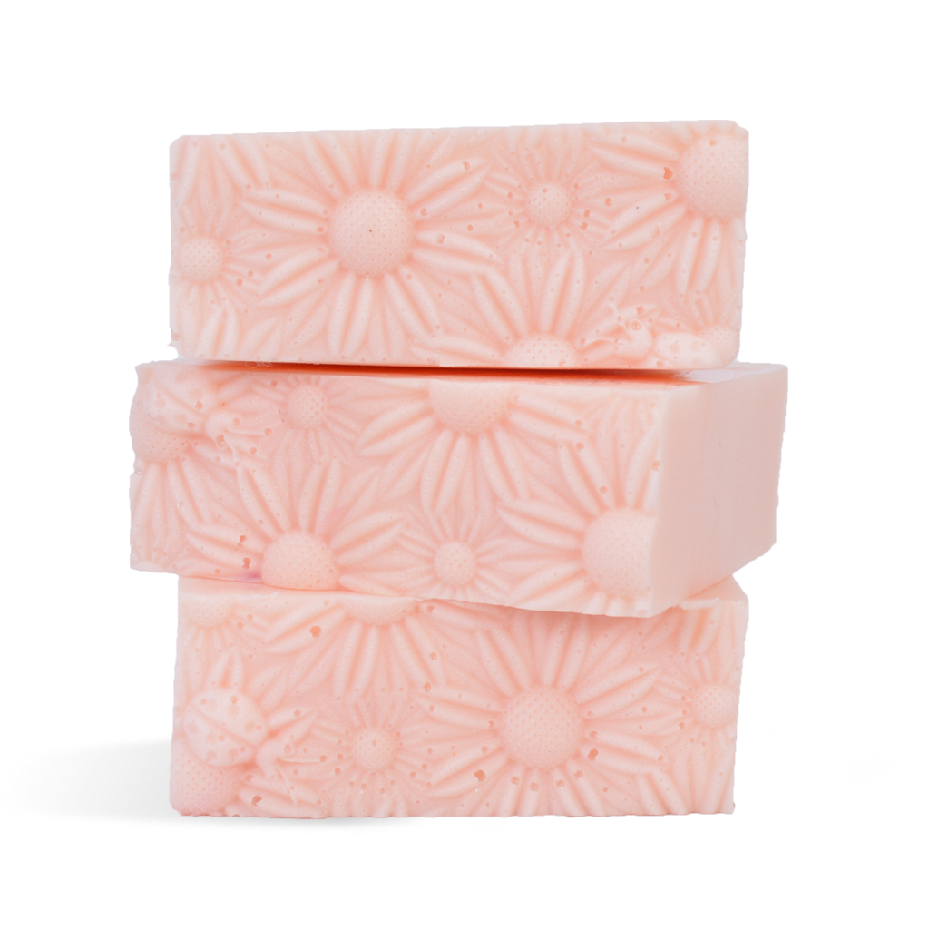 https://www.wholesalesuppliesplus.com/cdn-cgi/image/format=auto/https://www.wholesalesuppliesplus.com/Images/Products/daisy-soap-loaf-soap.png